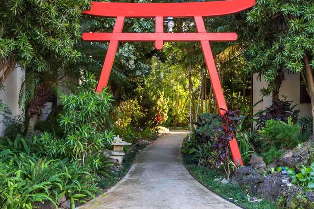 Relax and unwind in the park-like setting of Kihei Resort, just across the street from the beach. One of our Maui Tranquility Facebook page visitors remarked of this photo: "Loosely translated, that conjoined TT archway could represent as 'towards tomorrow' - from the symbol from the early Japanese (pronounced as 'tori ashito'). Seems kinda fitting."