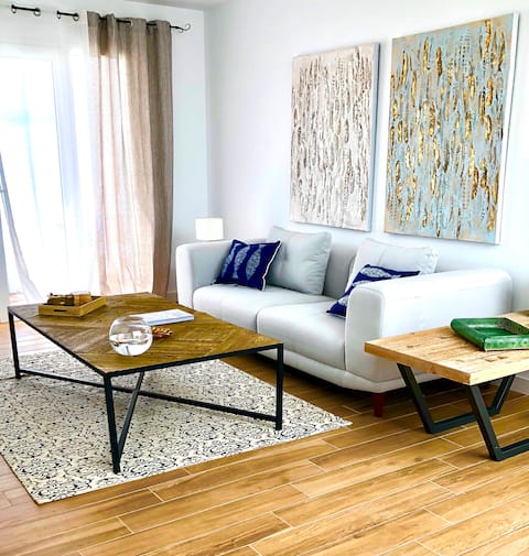Anuncio de Airbnb popular: VILLA DE LUXURY AZAHAR en Yaiza