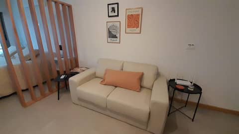 Top Airbnb: Brand new close to everything, desk, balcony in Punta Carretas