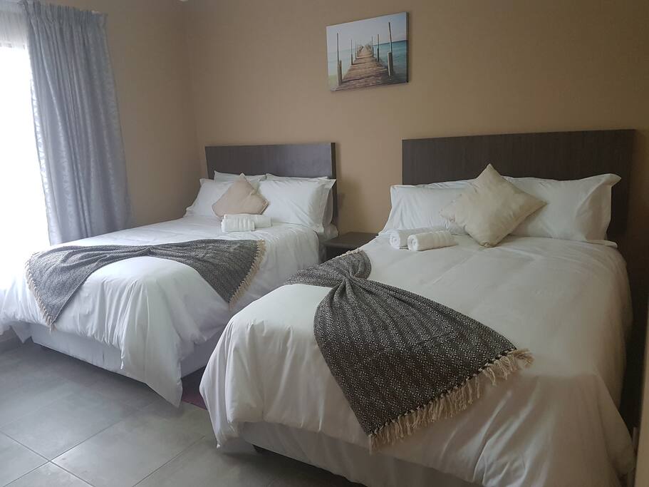 family room (2*double beds-max 4 guests)
