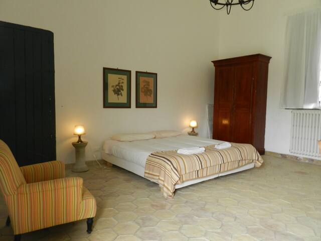 SICILY B & B house with swimming pool Tent