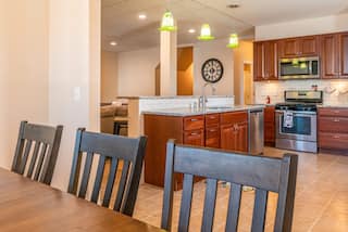 South Buffalo 2 Bed 2 Bath Apartment, photo 9 of 25