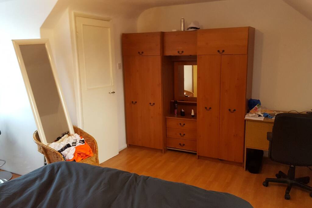Bedroom (yet again)