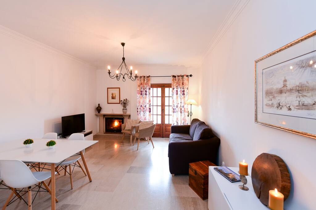 Sala / acesso à varanda