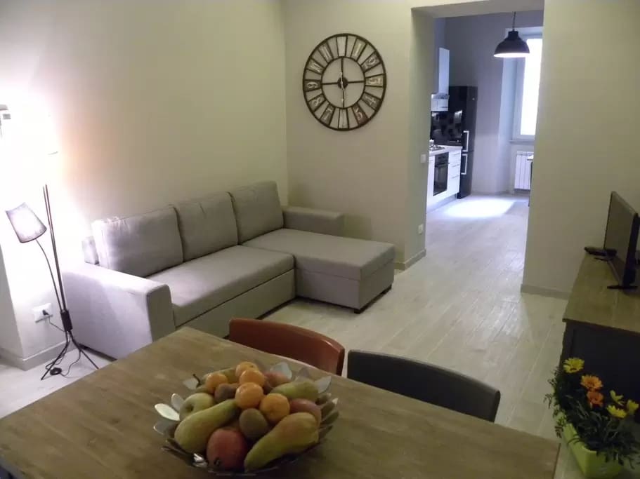 living zone & kitchen