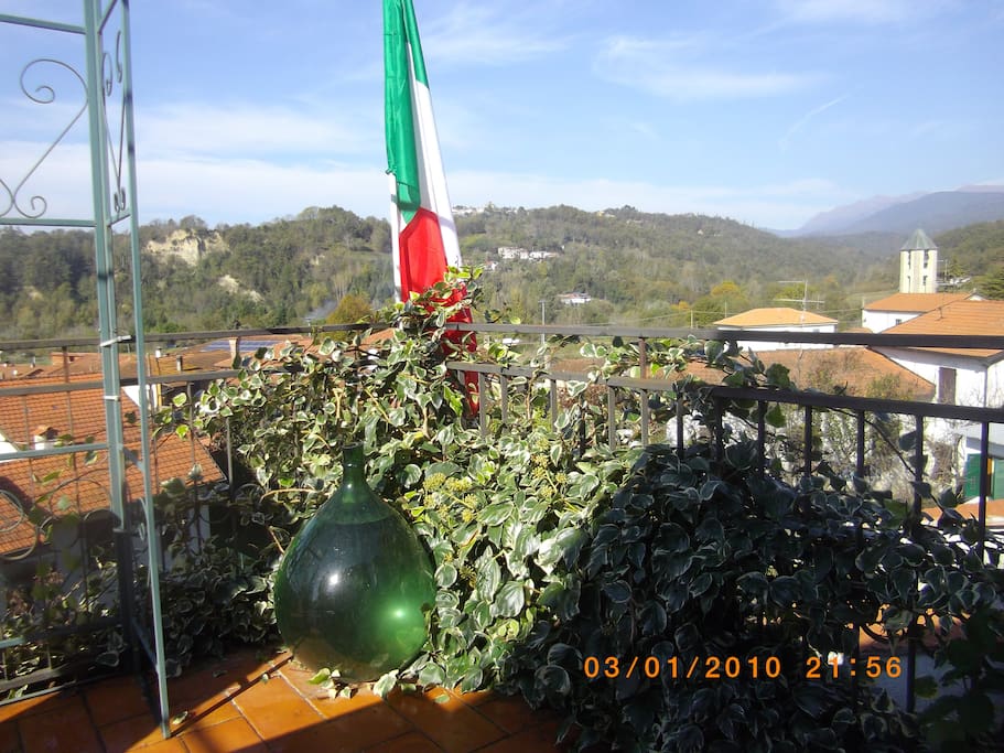 The sun terrace with wonderful panoramic views of the surrounding area