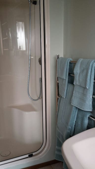 en suite bathroom