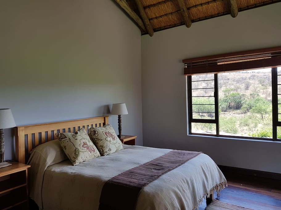 Bedroom 1 - Queen bed with dressing room and full en-suite bathroom