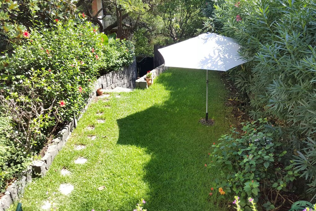 Accesso indipendente e giardino