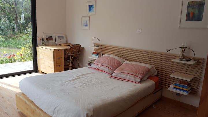 Спална соба 1 : 16 м2, кревет 140