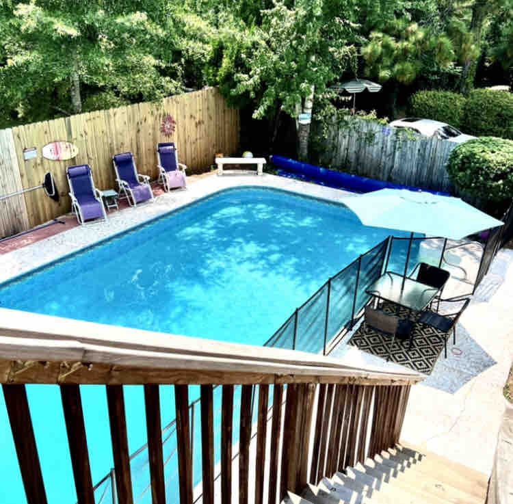 Pelican Nest OasisHeated Pool/Jacuzzi Tub Guest suites for Rent in