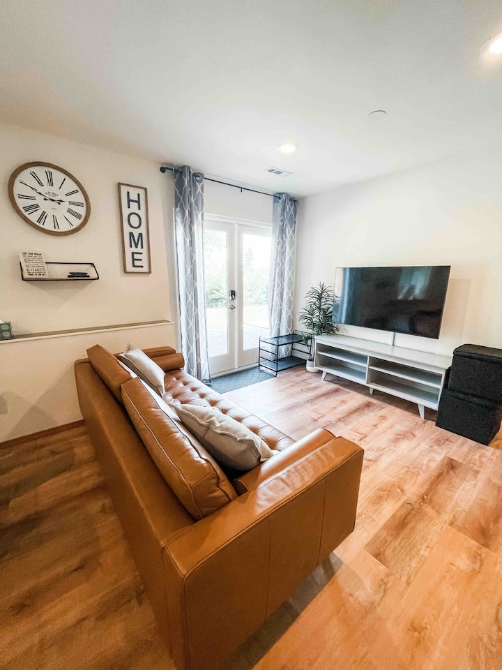 Spacious And Cozy 3br Suite With Backyard - Edmonds, WA