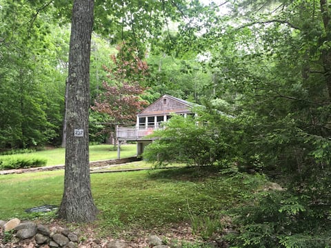 Varykino Cottage @ 252 Sunset Road, Fitzwilliam NH