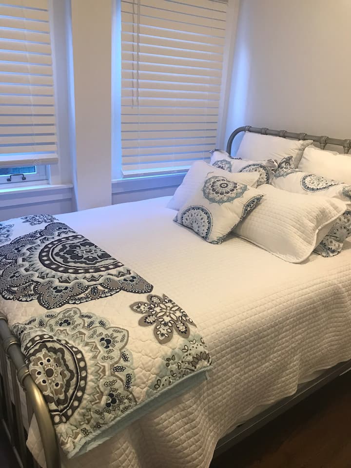 Cape May Luxury Suite 203 Apartments for Rent in Cape May, New