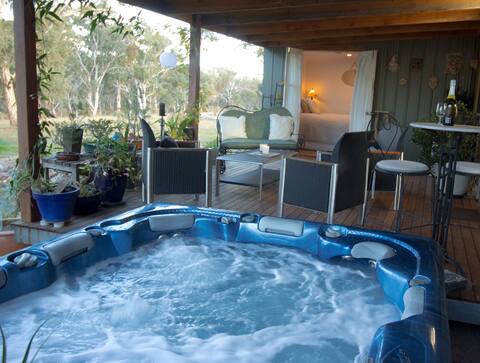 Relax, revive, discover at “Ridgewood Rylstone”