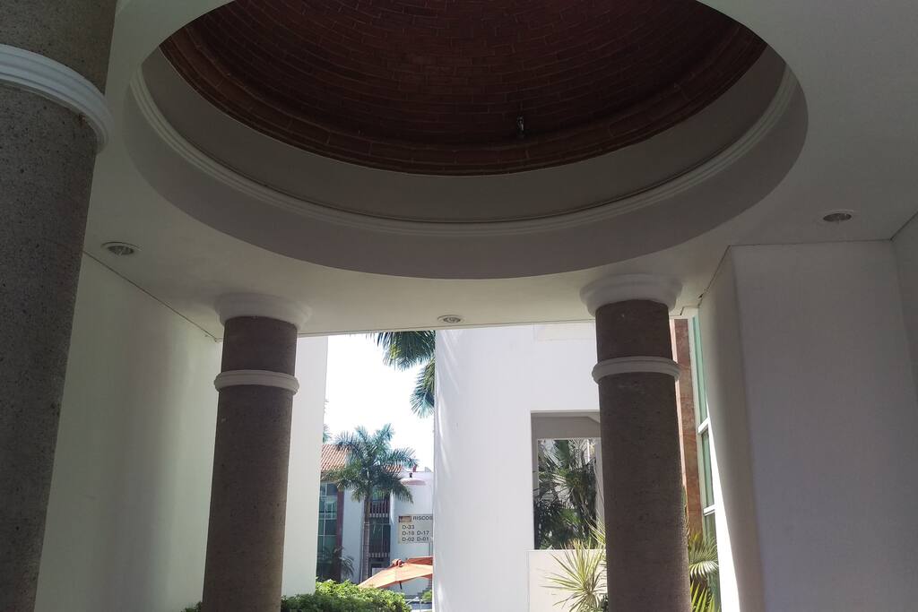 Entrada al Paraiso / Paradise entrance