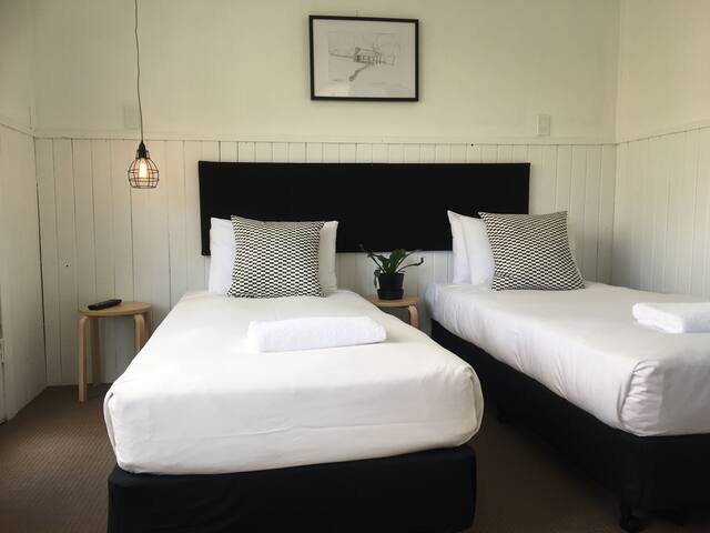 Lodge-style  room overlooking Lake Jindabyne