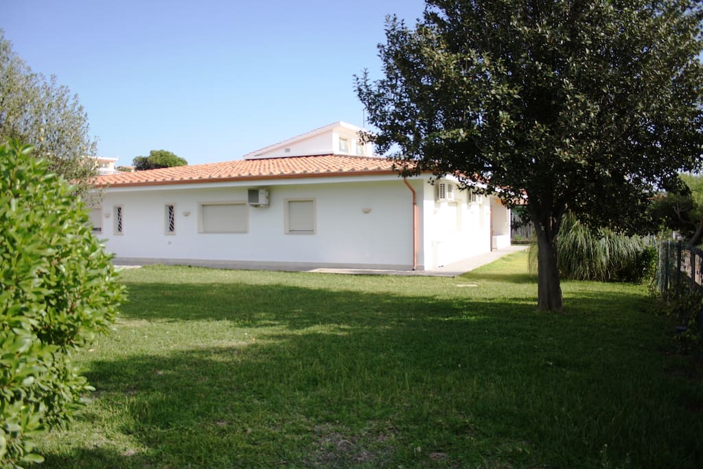 The villa is 250 square metres with a 2000 mtr garden
