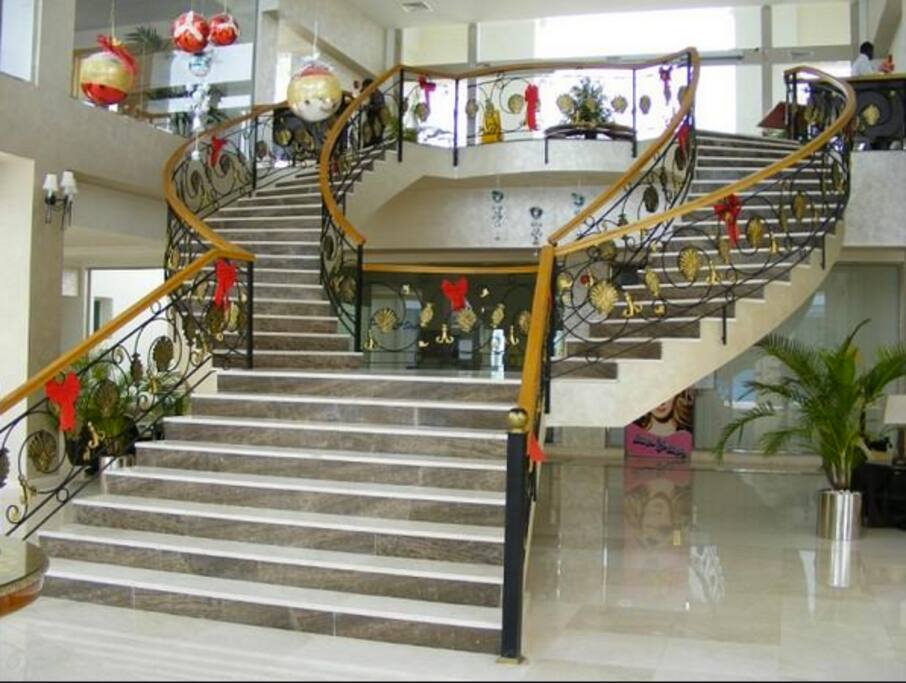 Hall way
