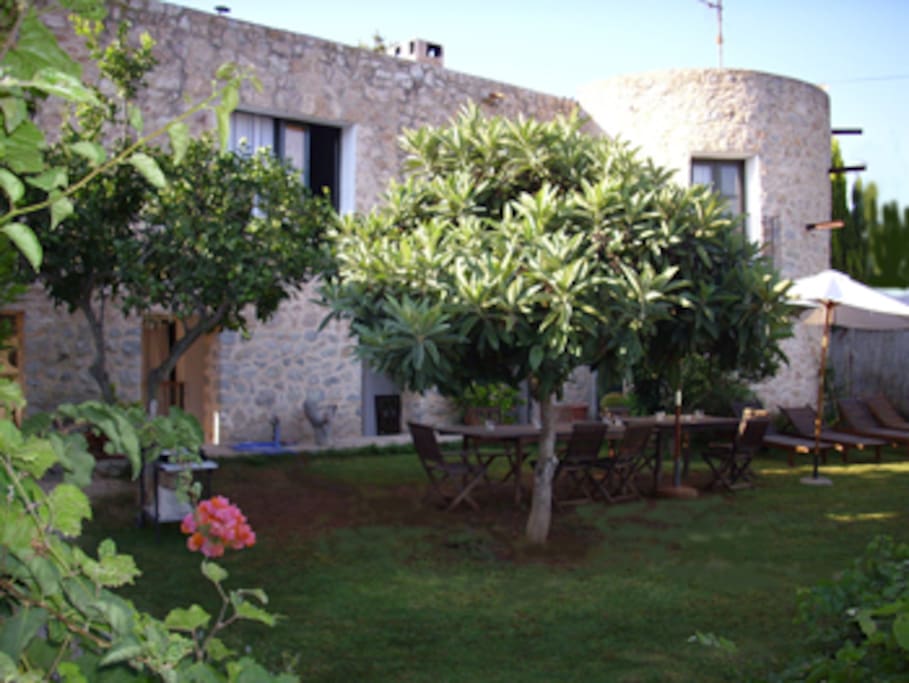 Jardin Fachada