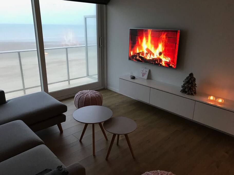 Living room with sea view