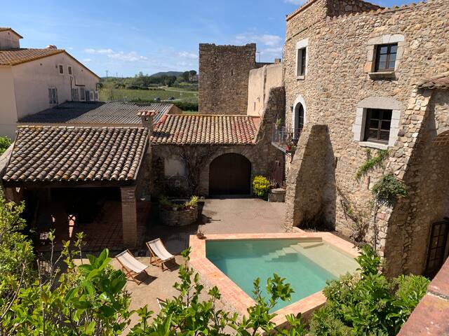 Racons del Fort: Castle in wine territory gallery image 3