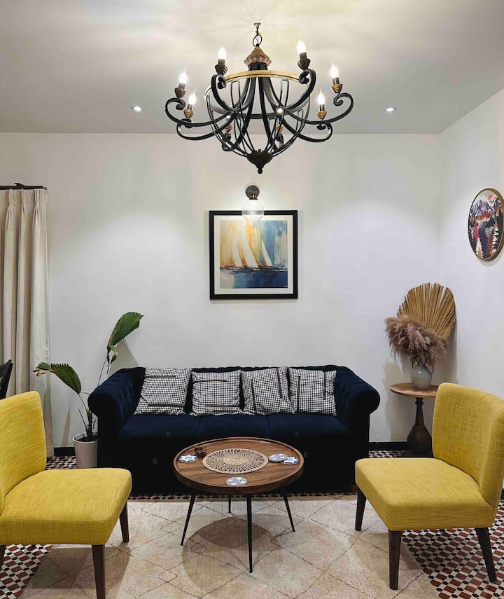 Living room image 3