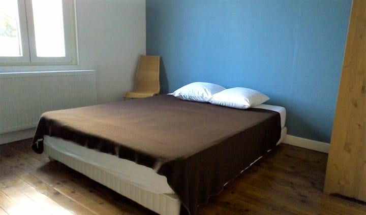 საძინებელი 2