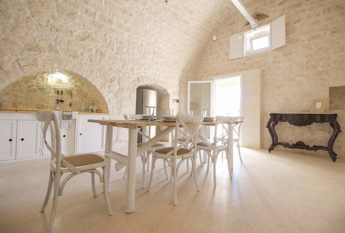 Masseria Urselli “Large Apartment” gallery image 2