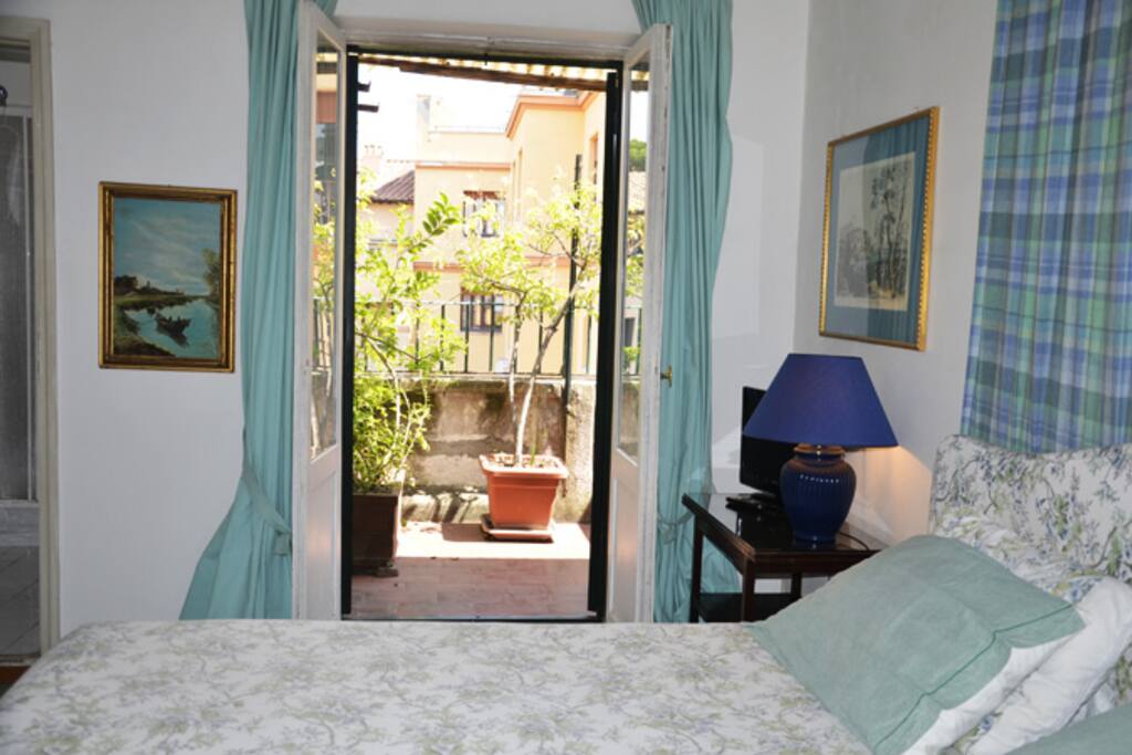 Master bed room