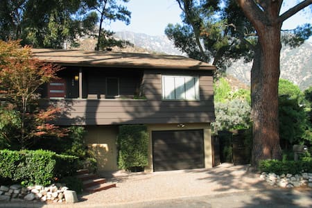 Unique Retreat at base of Echo Mt. Altadena, CA