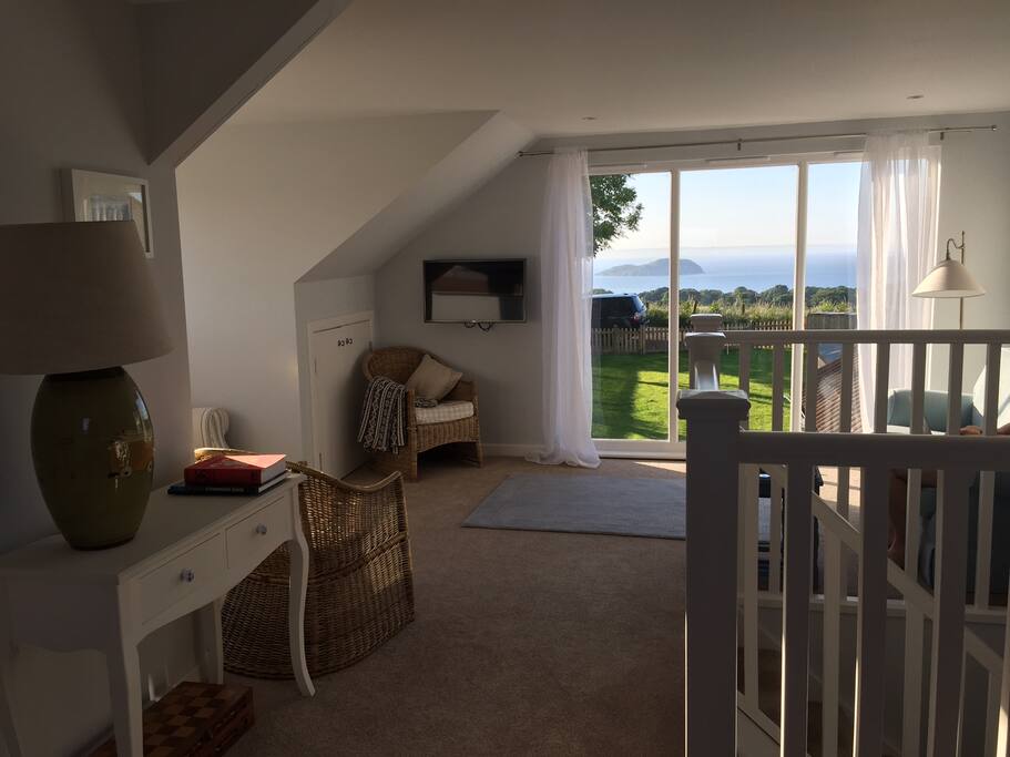 private guest living room with sofa bed