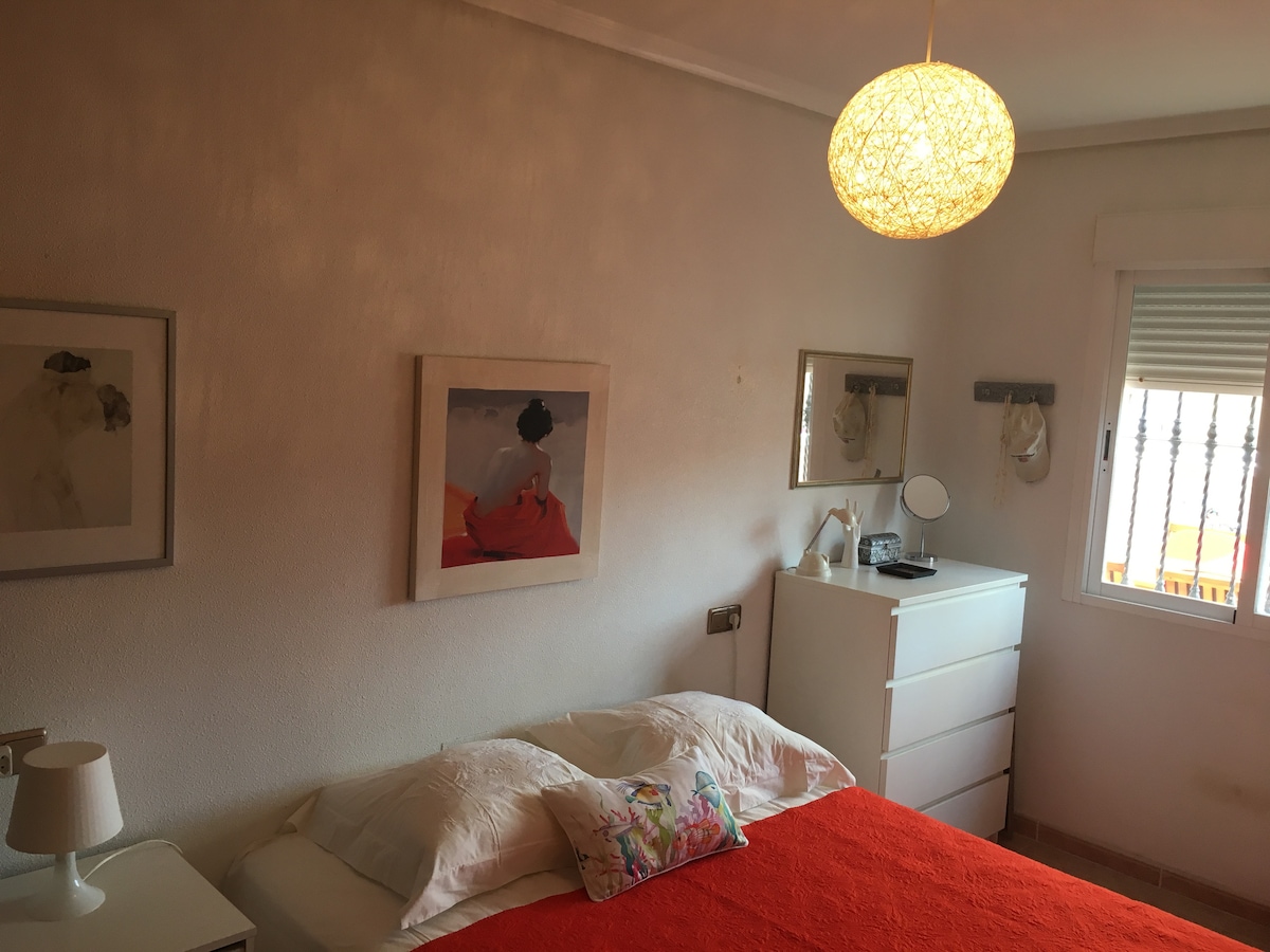 საძინებელი 1