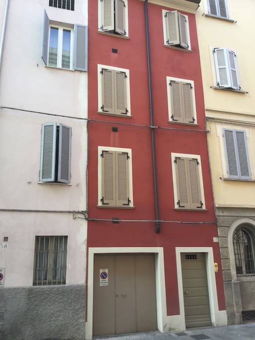 Borgo Felino 52