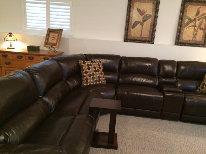 2 Bedroom - 1200 sq/ft private apartment