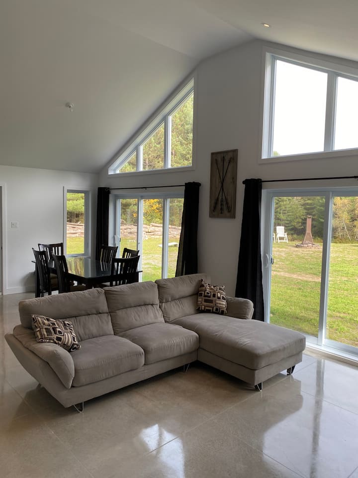 Sérénité, 13 Acres à 10 Km De Sherbrooke Avec Golf - Sherbrooke