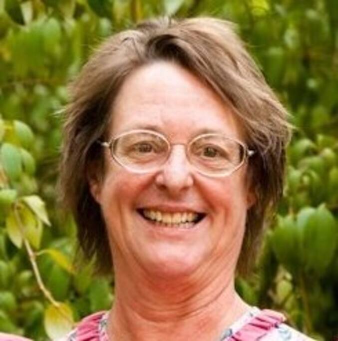 Warm smiles from Peggy greet every guest to the Prancing Pony. Call her when you get close, and she will meet you at the lamppost to show you the way to your private entrance.