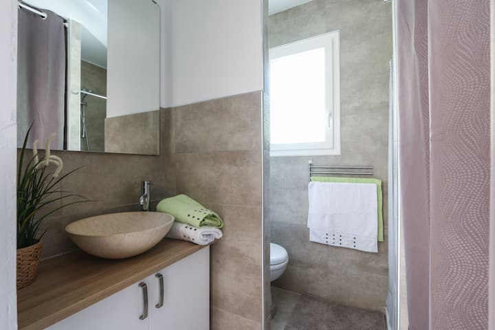 New,Sea View,Village, Air Conditioning,Parking