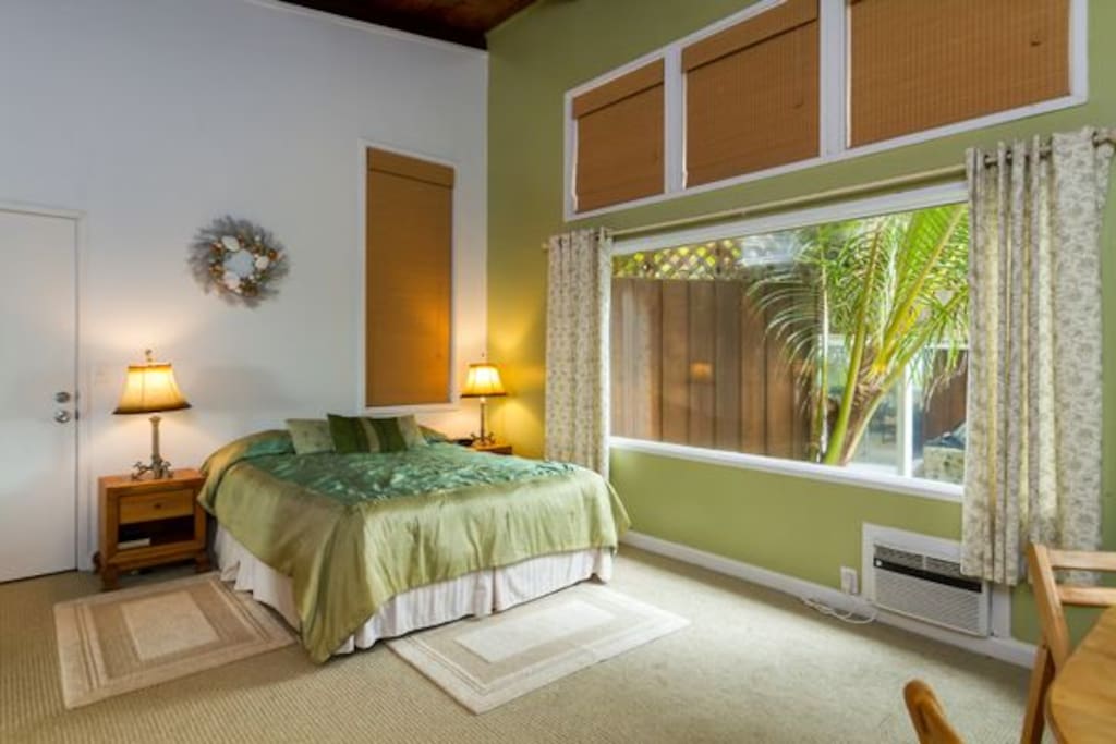 Queen bed