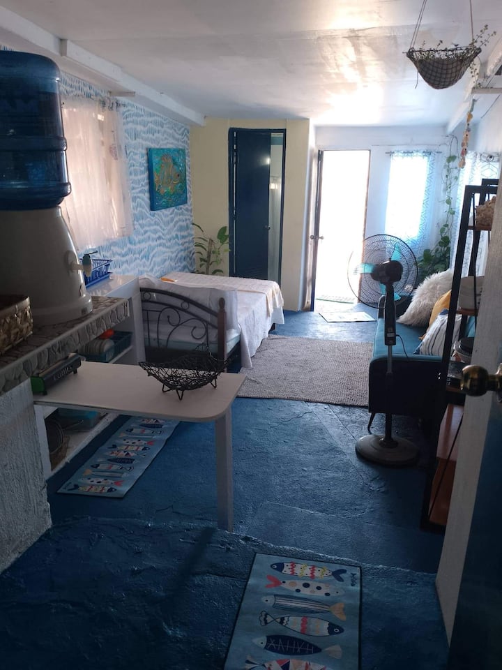 Little Sanity Beach House - Daanbantayan