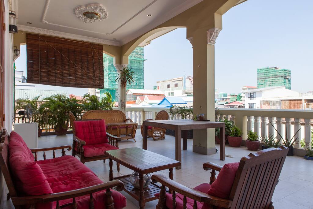 Spacious balcony with a view!