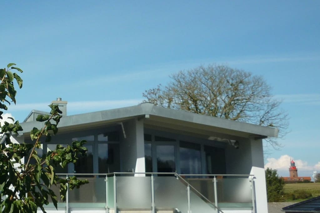 Aussenansicht. Linker Balkon gehört zur Wohnung.