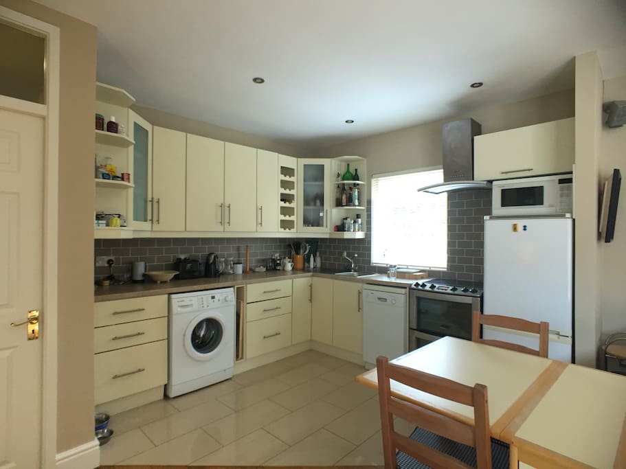 Open plan kitchen / living room area