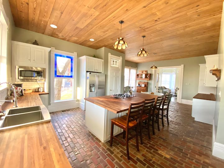 Runge Range Holiday Home in the heart of McKinney Houses for Rent in