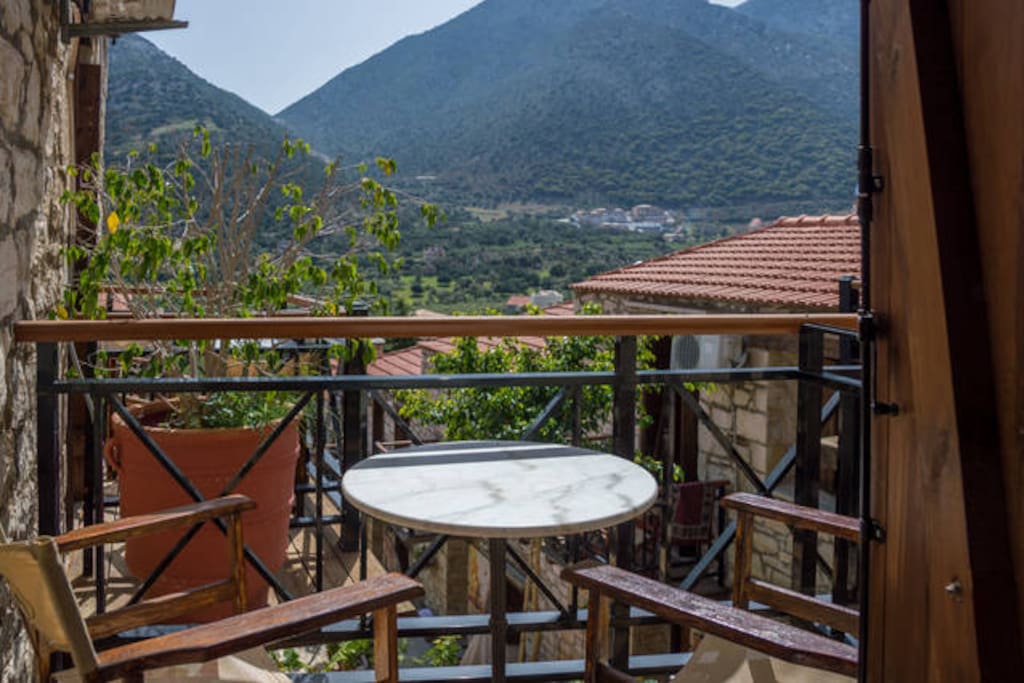 Economy Studio Breakfast*Pool*Kitchen*Wifi*Parking