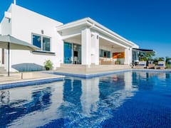 Spectacular+3000+sq.+foot+Oceanview+Villa