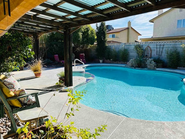 Sandi’s Cozy Casita.