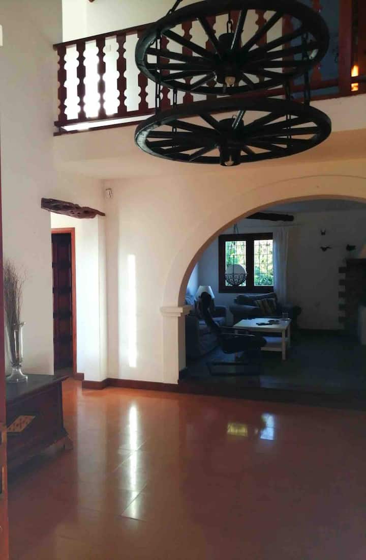 Increíble Villa Estilo Ibicenco Junto A La Playa - Sant Antoni de Portmany