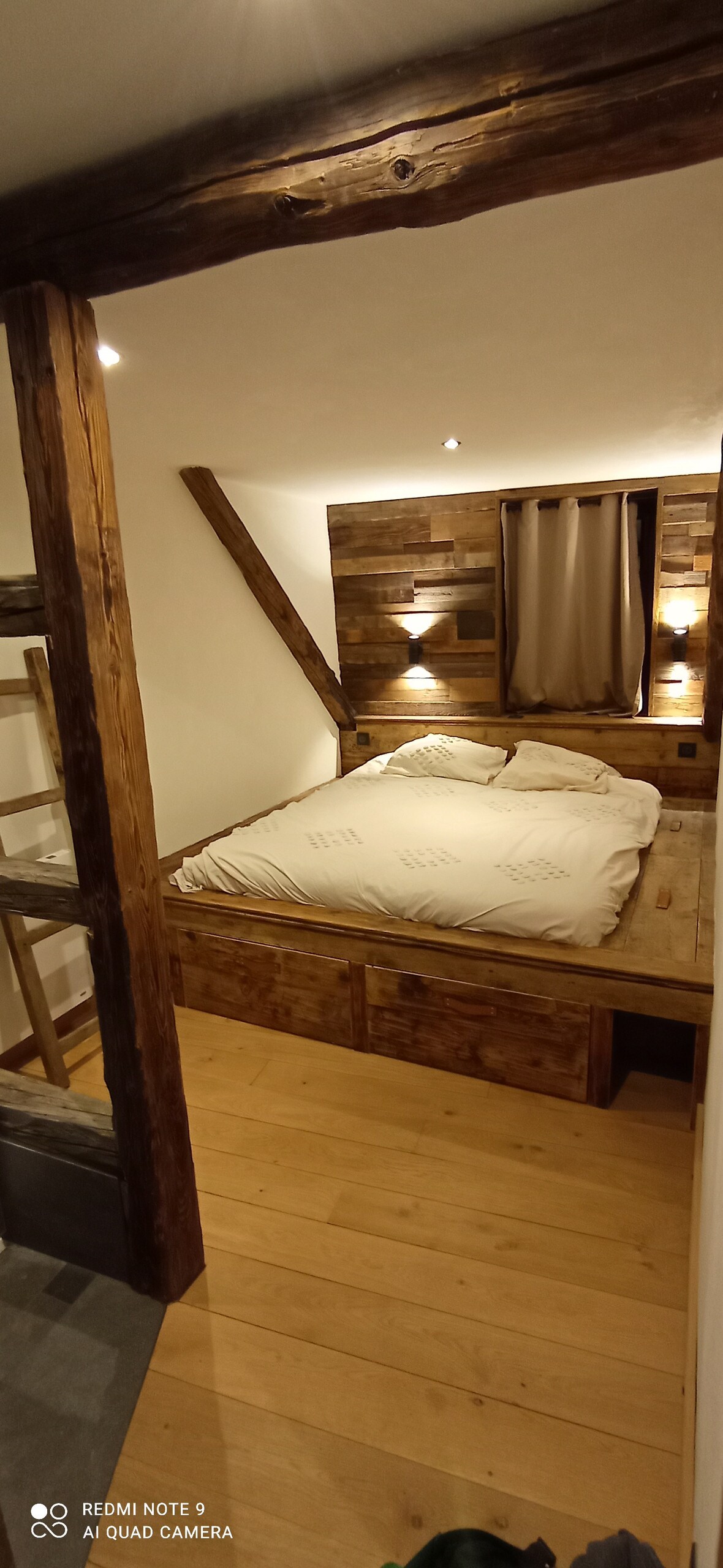 საძინებელი 1