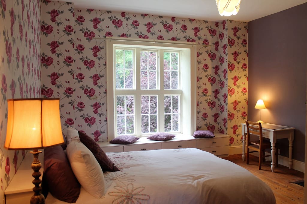 Double bed with beautiful garden view.